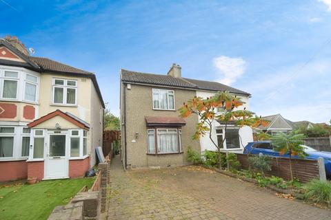 3 bedroom semi-detached house for sale, Rainham Road, Rainham, RM13