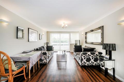 2 bedroom apartment for sale, Charnwood, High Road, Buckhurst Hill