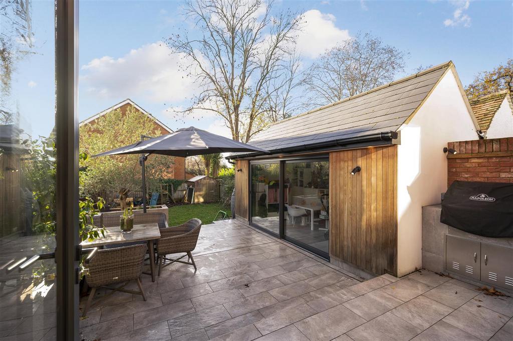 23 Melbury Garden,11.jpg