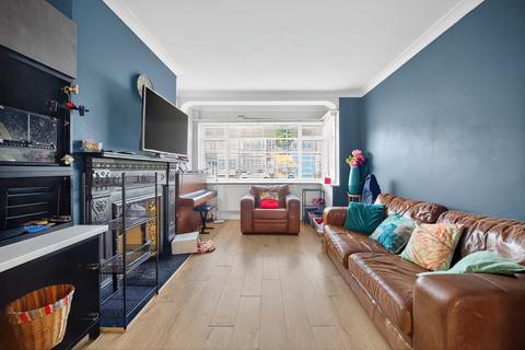 undefined, Grosvenor Road, Dagenham, RM8
