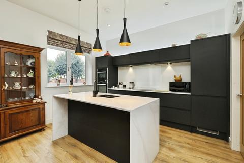 undefined, Barrowby Court, Worksop, S81