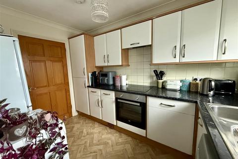 3 bedroom terraced house for sale, Parklands Avenue, Cowes