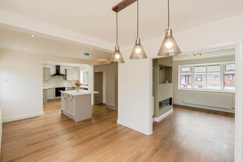 Westleigh Lane, Leigh, WN7
