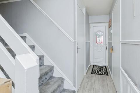 4 bedroom semi-detached house for sale, Pitchens Close, Leicester, LE4