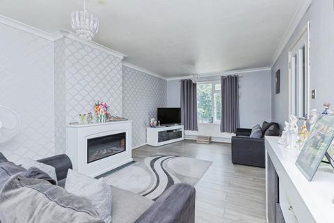 4 bedroom semi-detached house for sale, Pitchens Close, Leicester, LE4