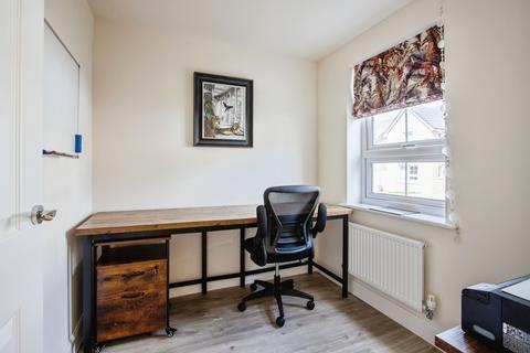 4 bedroom detached house for sale, Churchyard Drive, Wakefield, WF3