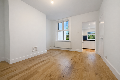 4 bedroom terraced house for sale, Chapel Street, Macclesfield, SK11 6TA