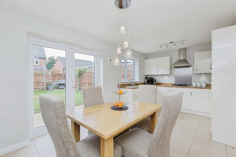 4 bedroom detached house for sale, Lime Avenue, Leicester, LE9