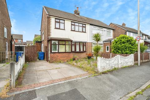 3 bedroom semi-detached house for sale, Kinder Grove, Wigan, WN4