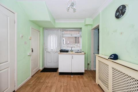 3 bedroom semi-detached house for sale, Kinder Grove, Wigan, WN4