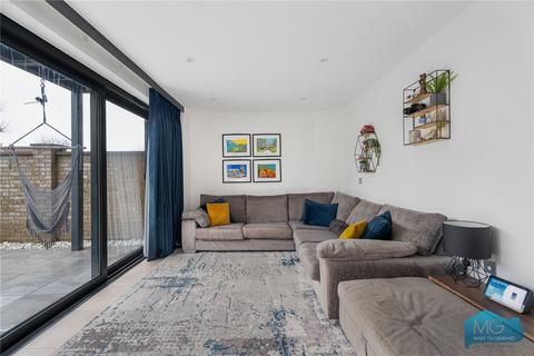 3 bedroom apartment for sale, Brownlow Road, London, N11