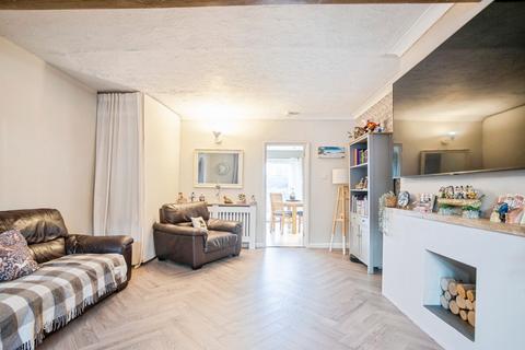 undefined, Tydeman Street - Gorse Hill, Swindon, SN2
