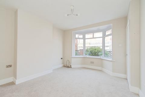 2 bedroom terraced house for sale, Beancroft Road, Castleford, WF10