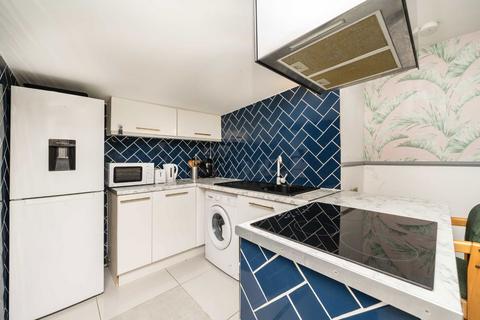 1 bedroom flat to rent, Wells House Road, London NW10