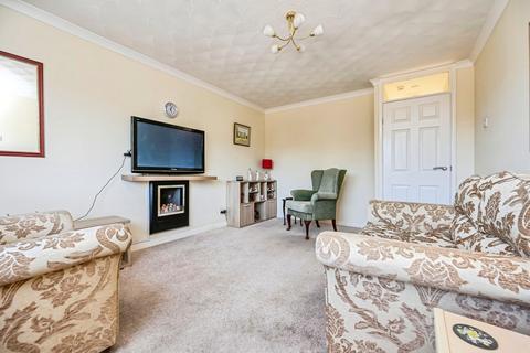 2 bedroom detached bungalow for sale, Crockleford Avenue, Southport, PR8