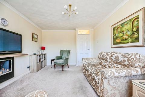 2 bedroom detached bungalow for sale, Crockleford Avenue, Southport, PR8