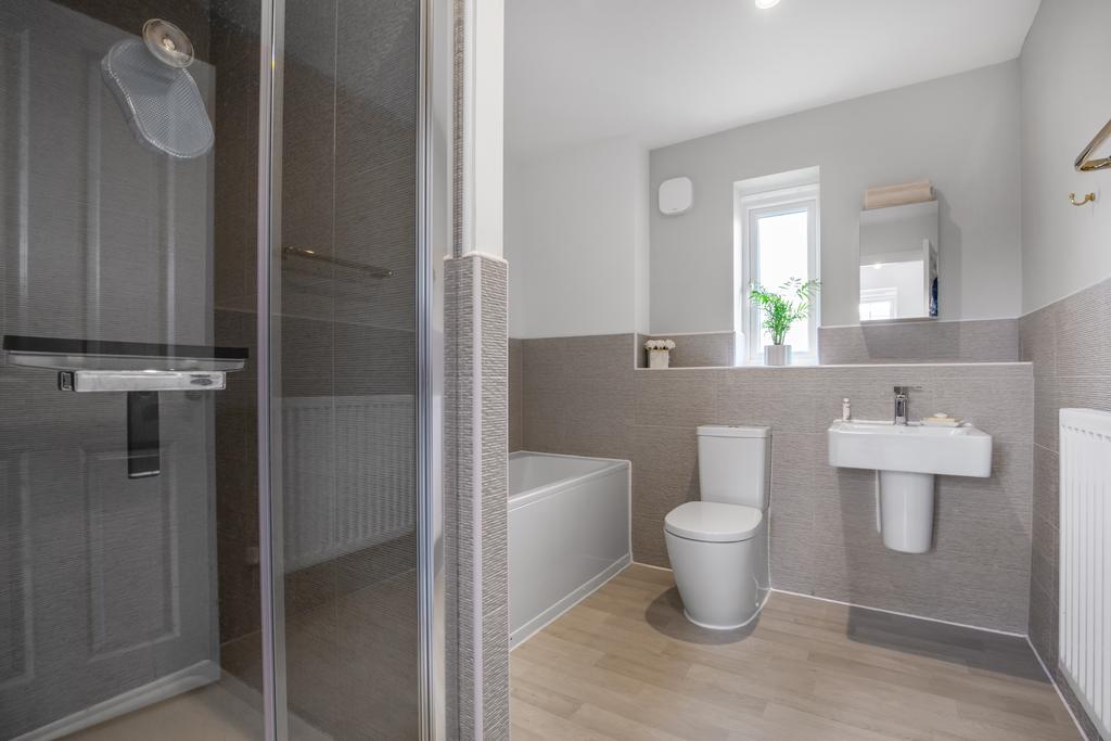 Master En-suite