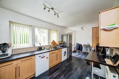 3 bedroom semi-detached house for sale, Hinds Crescent, Pontefract, WF9