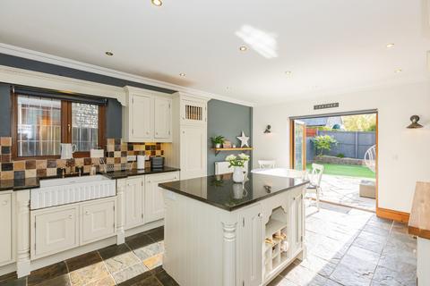 5 bedroom detached house for sale, Y Garreg Lwyd, Llanedi, Pontardulais, SA4