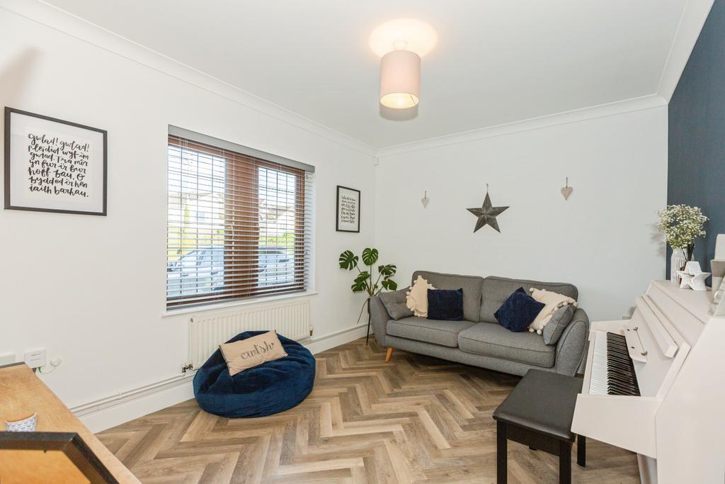 Snug / Sitting Room