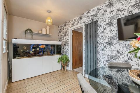 2 bedroom end of terrace house for sale, Flanshaw Lane, Wakefield, WF2