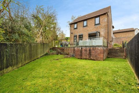 3 bedroom detached house for sale, Ffordd Taliesin, Killay, SA2