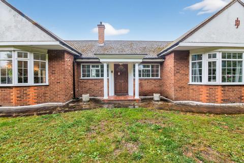 3 bedroom detached bungalow for sale, Brook Close, Romford, RM2