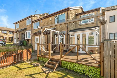 3 bedroom end of terrace house for sale, Morland Close, Dewsbury, WF13