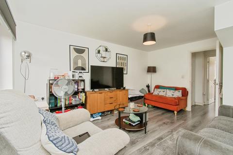 undefined, Frobisher Avenue, Castleford, WF10