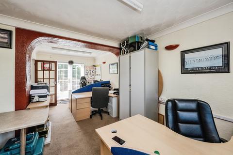 undefined, Brynawelon, Llanelli, SA14