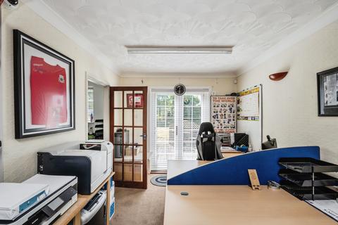 undefined, Brynawelon, Llanelli, SA14