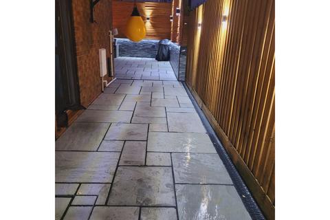 undefined, Grove Lane, Neath, SA10