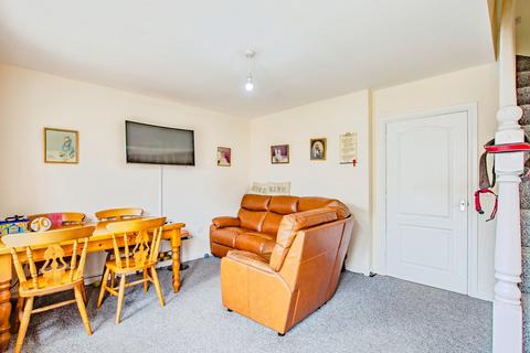 2 bedroom semi-detached house for sale, Sunningdale Drive, Milford Haven, SA73