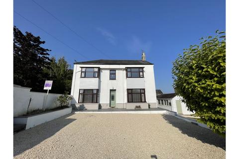 4 bedroom semi-detached house for sale, Wellfield Road, Carmarthen, SA31