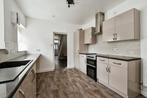 4 bedroom semi-detached house for sale, Pantyffynnon Road, Ammanford, SA18