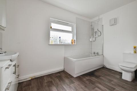 4 bedroom semi-detached house for sale, Pantyffynnon Road, Ammanford, SA18