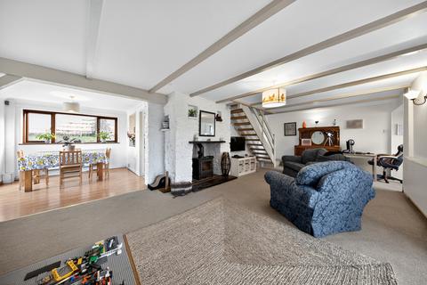 undefined, Llanddowror, Carmarthen, SA33