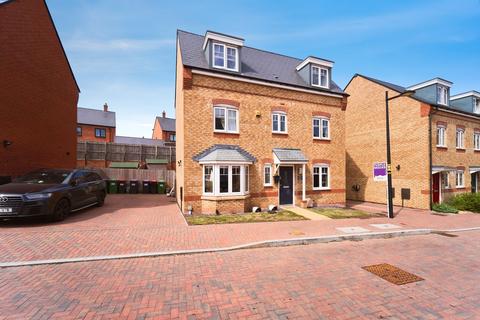 4 bedroom detached house for sale, Monksmoor Road, Telford, TF4