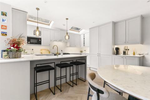 2 bedroom apartment for sale, Knoll Road, Wandsworth, London, SW18