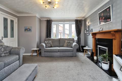 4 bedroom detached house for sale, Marsh Meadow Close, Telford, TF1