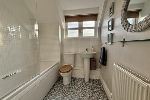 1 bedroom apartment for sale, Dukesfield, Shiremoor, Newcastle Upon Tyne