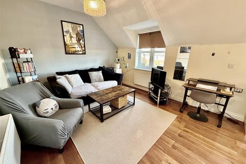 1 bedroom apartment for sale, Dukesfield, Shiremoor, Newcastle Upon Tyne