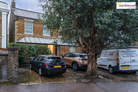 2 bedroom terraced house for sale, Loates Lane, Watford, WD17