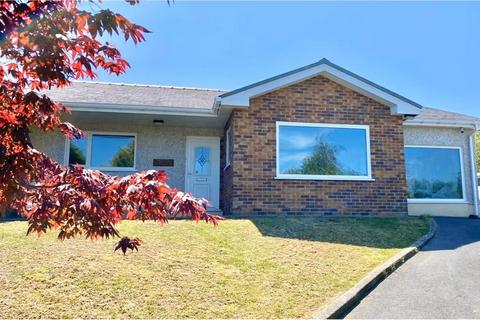 3 bedroom detached bungalow for sale, Parc Y Plas, Aberporth, SA43