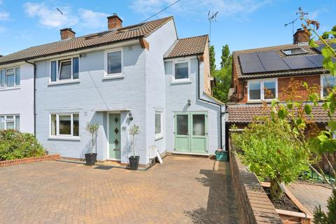 5 bedroom semi-detached house for sale, Pemberton Close, St. Albans, AL1