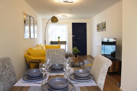 3 bedroom house to rent, Midhurst Close, Cambridge CB4