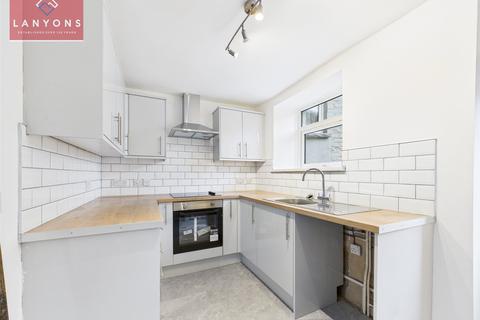 undefined, Salem Terrace, Tonypandy, Rhondda Cynon Taf, CF40