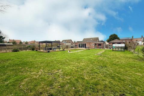 4 bedroom detached house for sale, The Street, Lessingham NR12