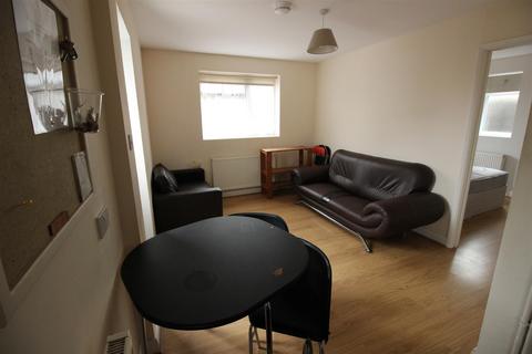 undefined, Royal Lane, Uxbridge,