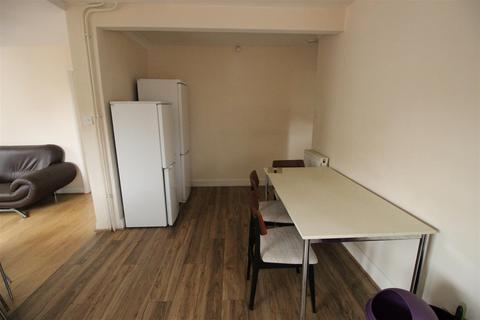 undefined, Royal Lane, Uxbridge,